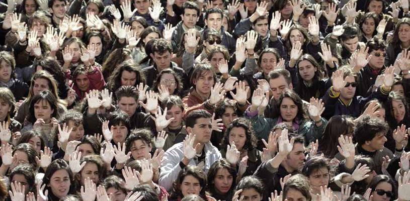 Exposición La Voz de las Manos Blancas