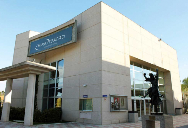 Edificio MIRA Teatro de Pozuelo de Alarcón