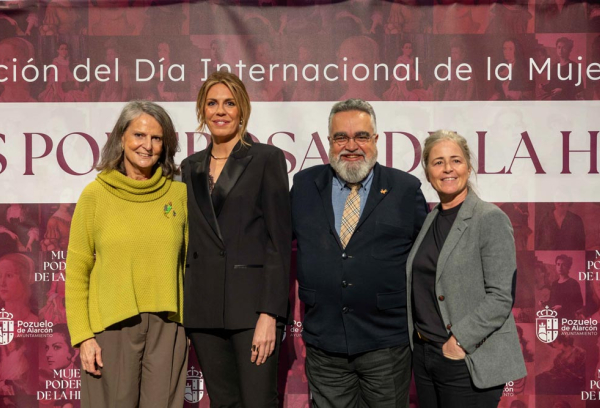 Coloquio Mujeres poderosas